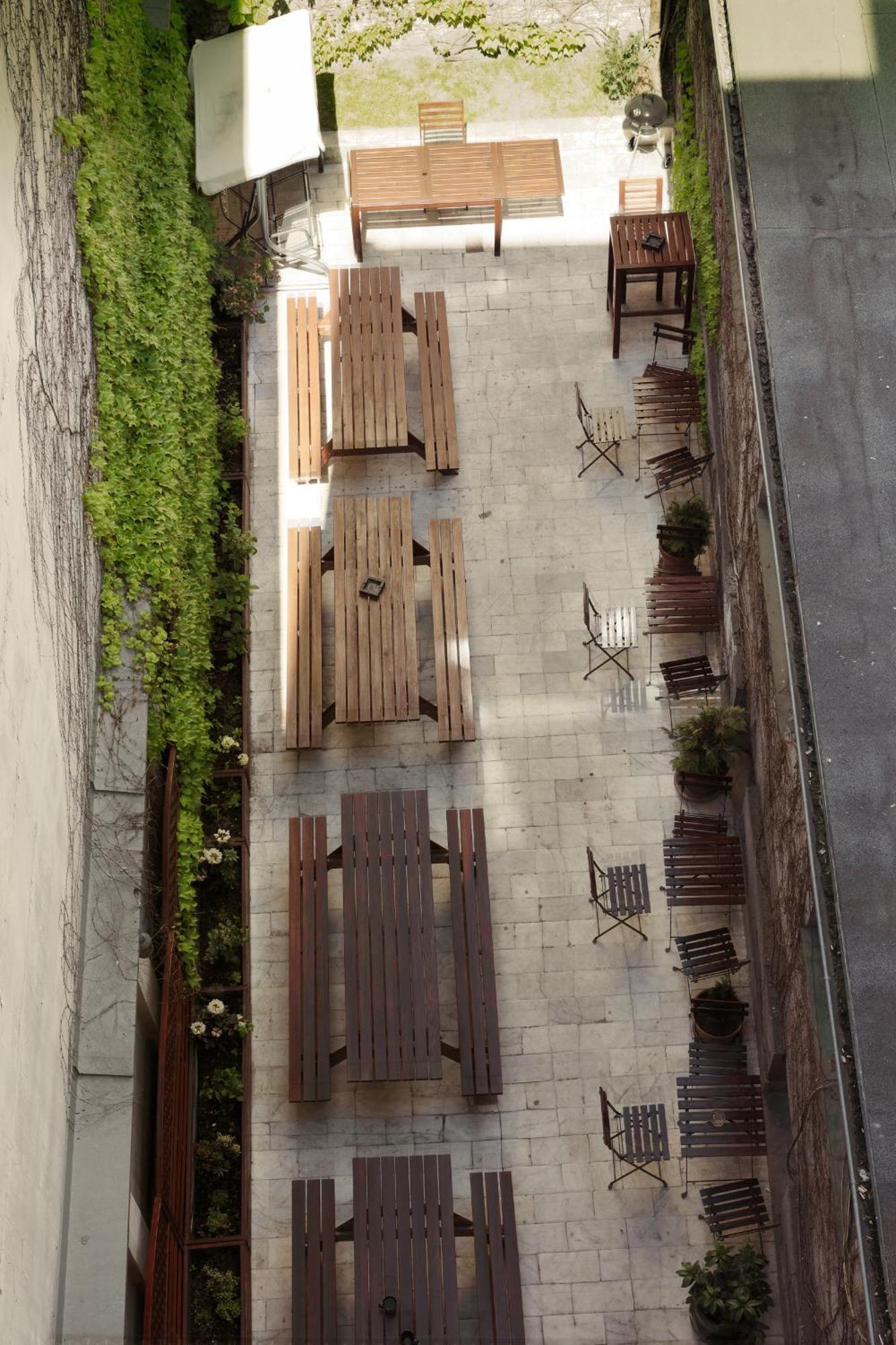 Patio Hostel Dorms Bratislava Exterior photo